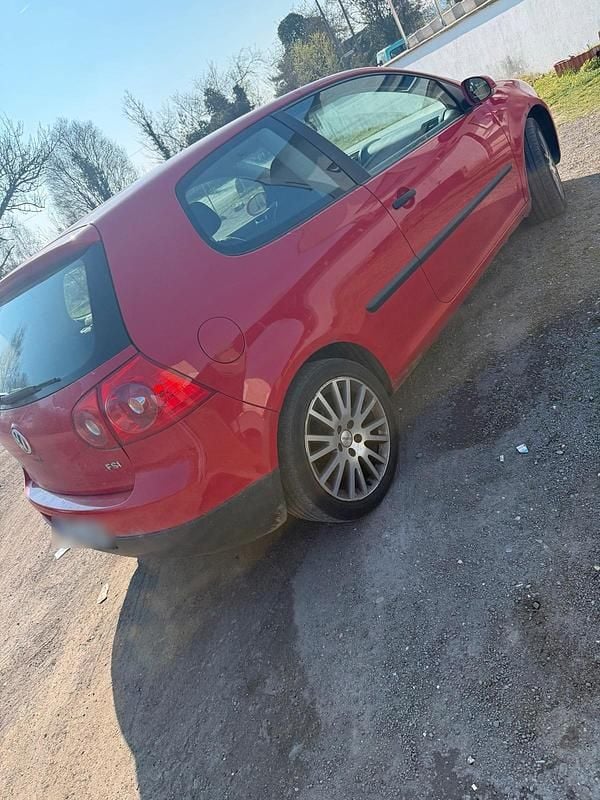 Gebraucht VW Golf V 2005 Rot Kleinwagen