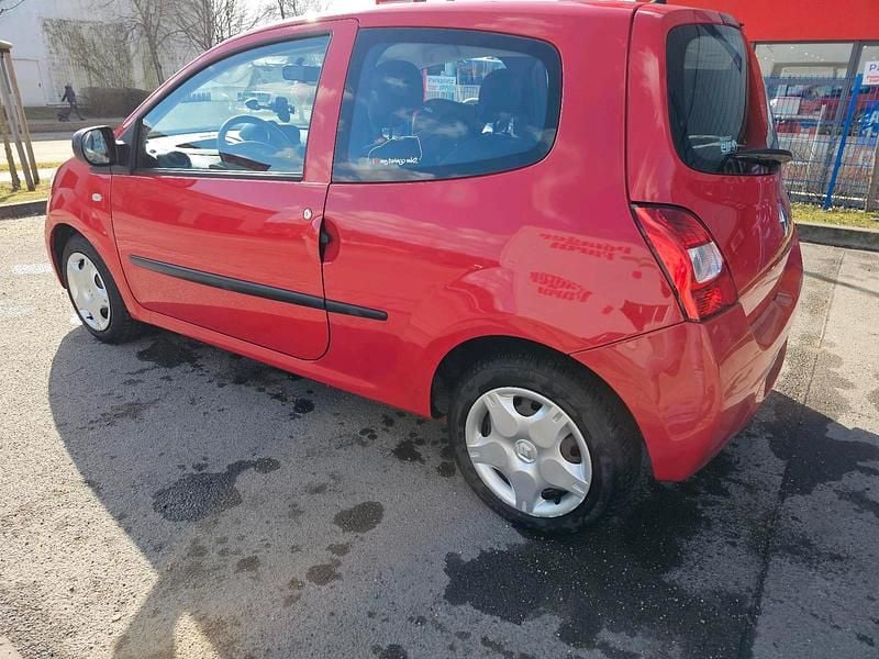 Gebraucht Renault Twingo 58 PS (42 kW) 2010 Rot Kleinwagen