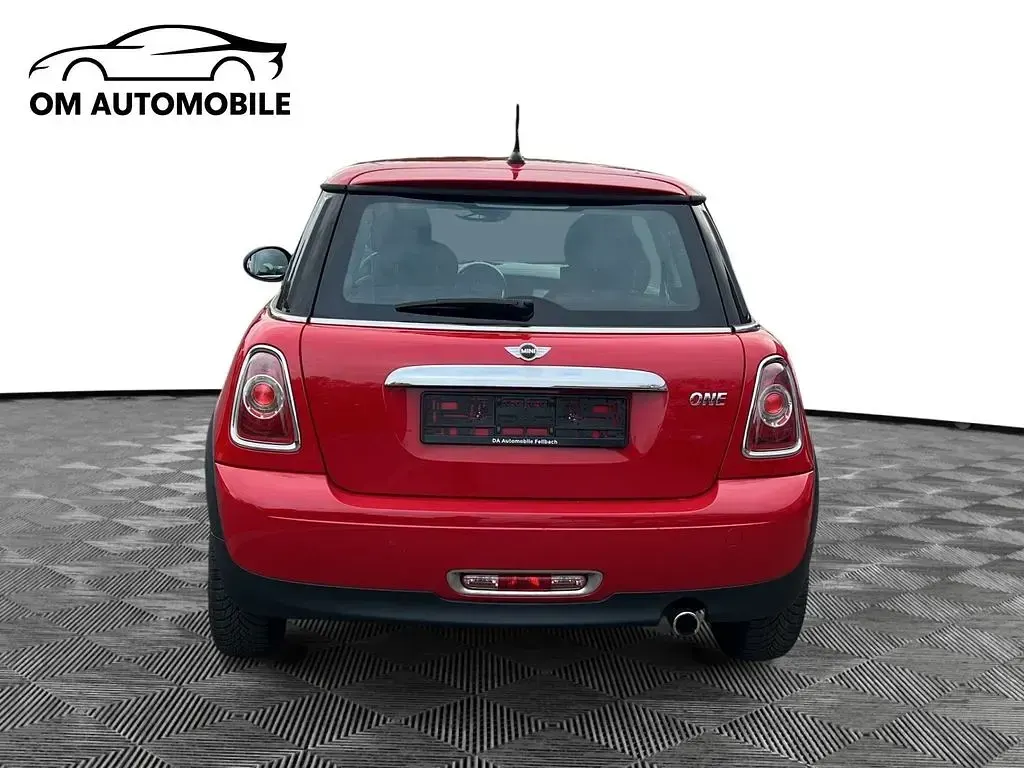 Käytetty Mini ONE 98 HP (72 kW) 2012 Punainen Viistoperä