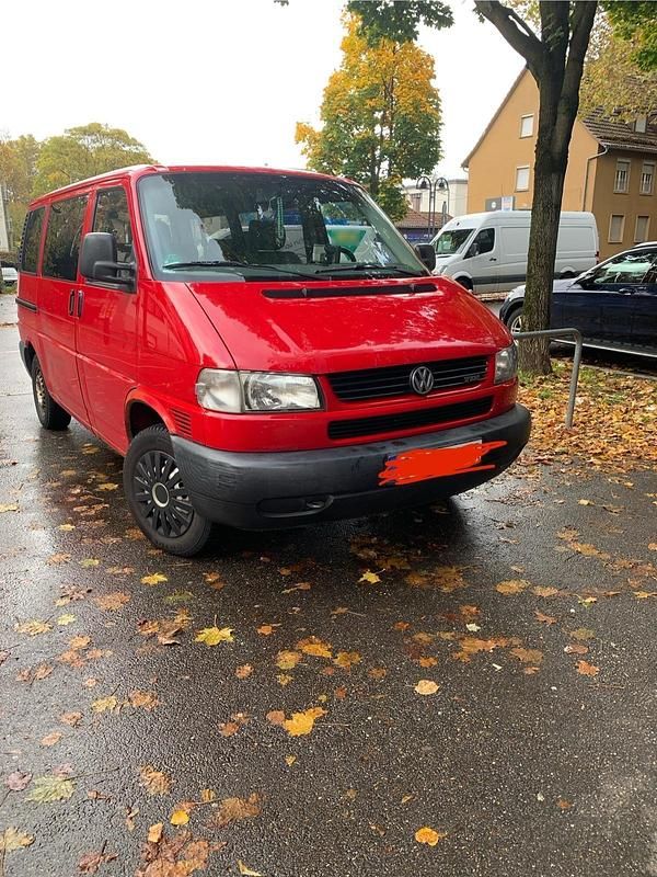 Gebraucht VW T4 102 PS (75 kW) 1999 Rot Van