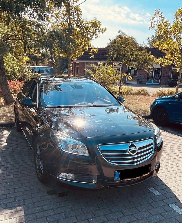 Gebraucht Opel Insignia Edition 220 PS (161 kW) 2009 Schwarz Kombi