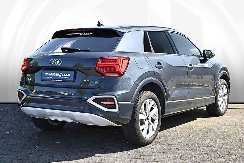 Używany Audi Q2 Advanced 116 KM (85 kW) 2025 Szary SUV