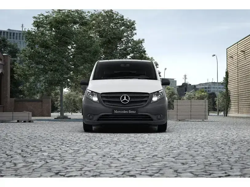 Gebraucht Mercedes Vito 136 PS (100 kW) 2023 Weiß Van