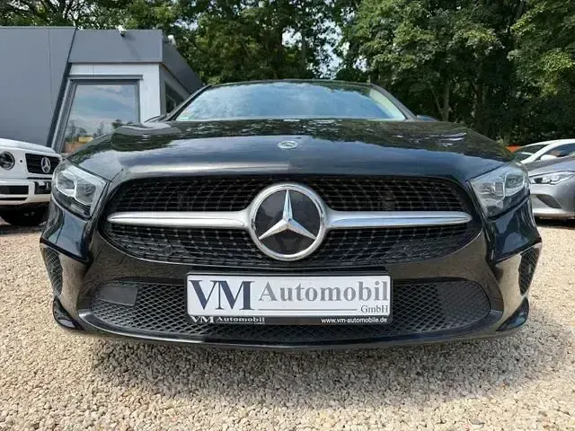 Gebraucht Mercedes A250 224 PS (164 kW) 2020 Schwarz Limousine