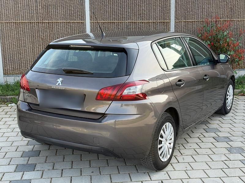 Gebraucht Peugeot 308 81 PS (59 kW) 2014 Braun Limousine