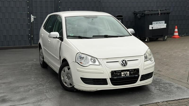 Gebraucht VW Polo 80 PS (58 kW) 2008 Weiß Kleinwagen