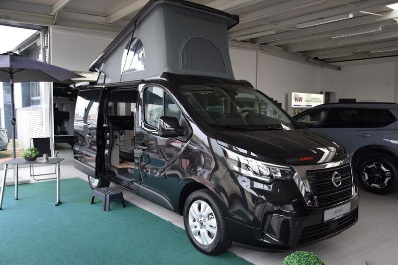Grey comete Gebraucht 2024 Nissan Primastar Van / Kleinbus | 53.990 € (Etwas zu teuer) - Bild 1/4