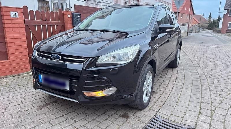 Schwarz Gebraucht 2014 Ford Kuga Titanium SUV | 5.800 € (Guter Preis) - Bild 1/4