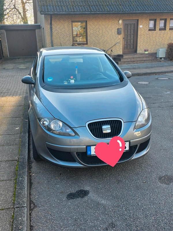 Gebraucht 2008 Seat Alhambra Van / Kleinbus | 2.600 € - Bild 1/4