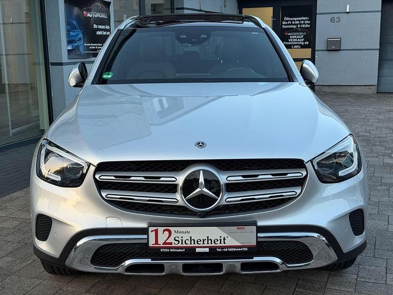 Gebraucht Mercedes GLC300 245 PS (180 kW) 2020 Silber SUV