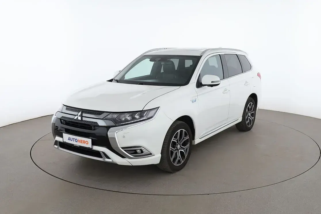 Gebraucht Mitsubishi Outlander P-HEV Top 311 PS (228 kW) 2019 SUV