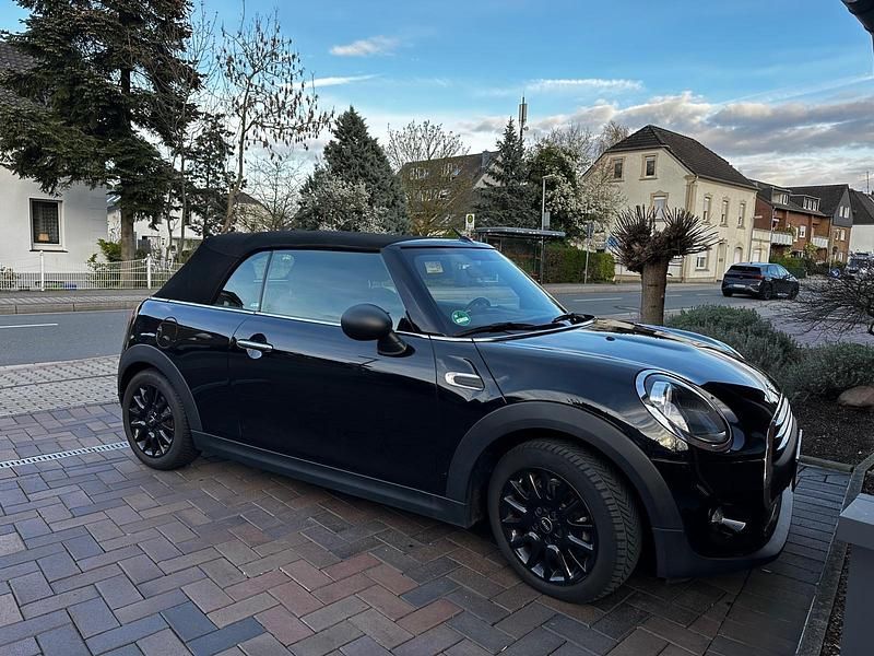 Gebraucht Mini Cooper Cabriolet 102 PS (75 kW) 2019 Schwarz Cabrio