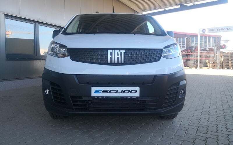 Weiß Gebraucht 2023 Fiat e-Scudo Van / Kleinbus | 41.760 € (Teuer) - Bild 1/4
