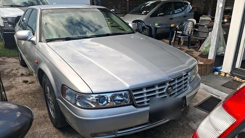 Silber Gebraucht 2000 Cadillac STS Limousine | 1.850 € - Bild 1/3