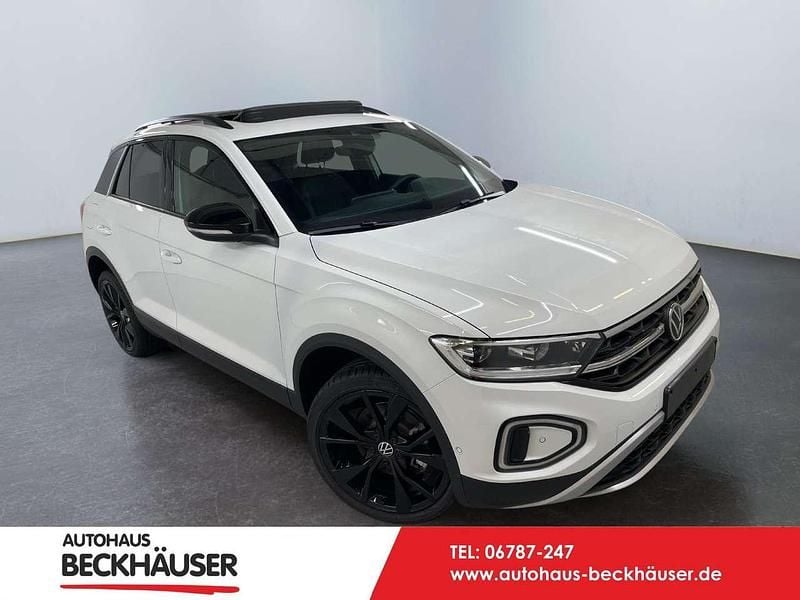 0q pure white Neu 2025 VW T-Roc Black Edition SUV | 33.428 € (Fairer Preis) - Bild 1/4