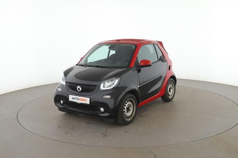 Schwarz Gebraucht 2018 Smart ForTwo Cabrio Basis Cabrio | 11.800 € (Guter Preis) - Bild 1/3