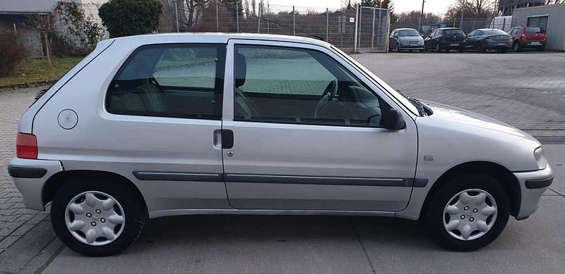 Gebraucht Peugeot 106 60 PS (44 kW) 2001 Grau Kleinwagen