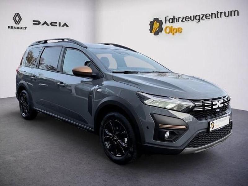 Gebraucht Dacia Jogger Extreme 110 PS (80 kW) 2025 Grau Van / Kleinbus