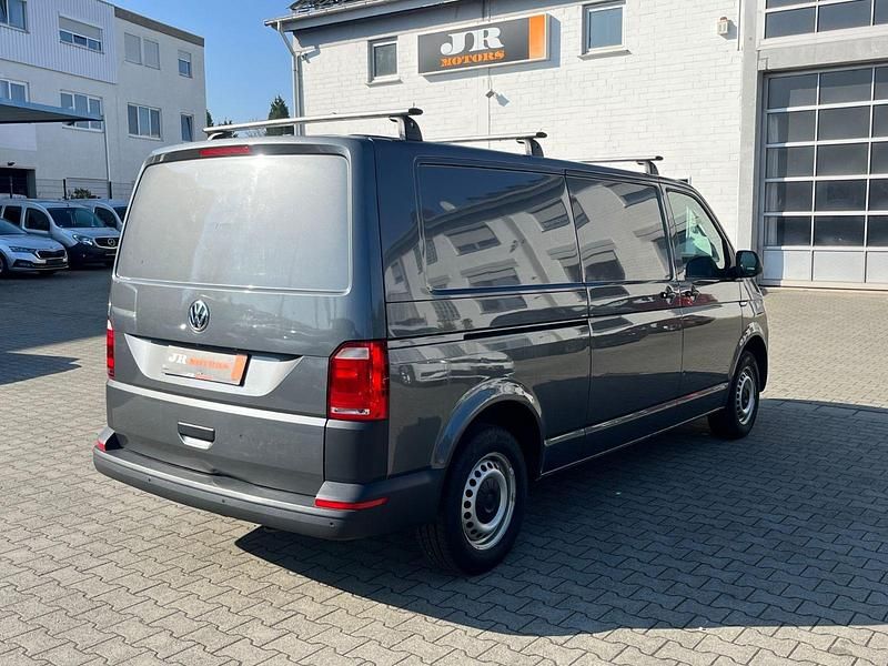 Usata VW Transporter 150 CV (110 kW) 2019 Grigio Furgone