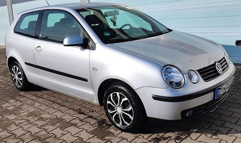 Gebraucht VW Polo Basis 75 PS (55 kW) 2003 Grau Limousine