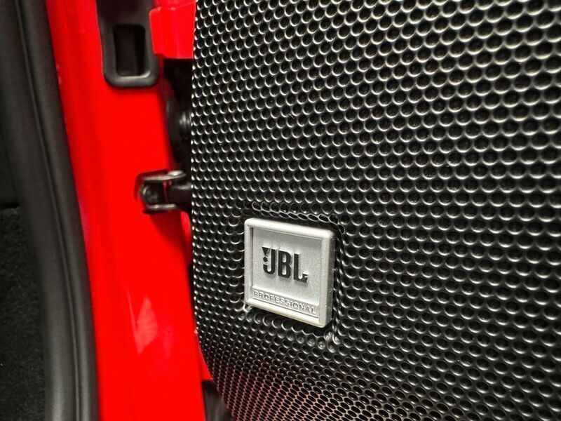 Gebraucht Ferrari 296 829 PS (609 kW) 2023 Rot Cabrio