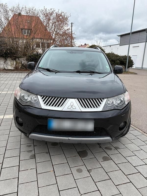 Gebraucht Mitsubishi Outlander 156 PS (114 kW) 2008 Schwarz SUV