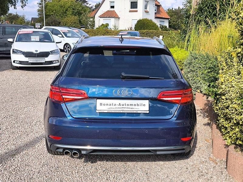 Gebraucht Audi A3 Design 150 PS (110 kW) 2019 Blau Limousine