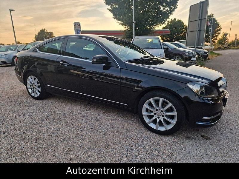 Gebraucht Mercedes C200 184 PS (135 kW) 2013 Schwarz Coupé