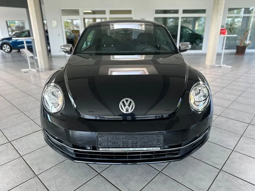 Gebraucht VW Beetle Edition 105 PS (77 kW) 2012 Schwarz Kleinwagen