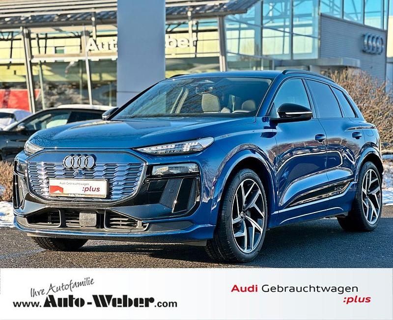 Blau Gebraucht 2025 Audi Q6 e-tron S-Line SUV | 78.880 € - Bild 1/3