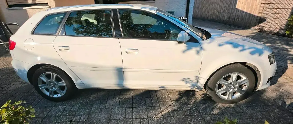 Używany Audi A3 105 KM (77 kW) 2013 Biały Sedan/Limuzyna