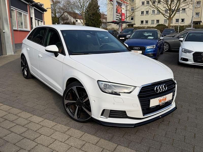 Gebraucht Audi A3 Sport 150 PS (110 kW) 2017 Ibisweiss Limousine