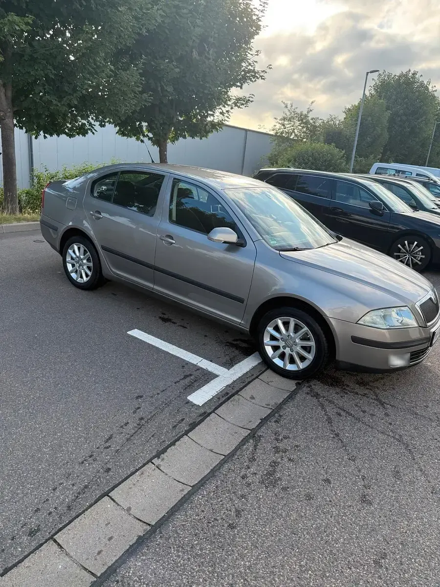 Gebraucht Skoda Octavia 102 PS (75 kW) 2007 Andere farben Limousine