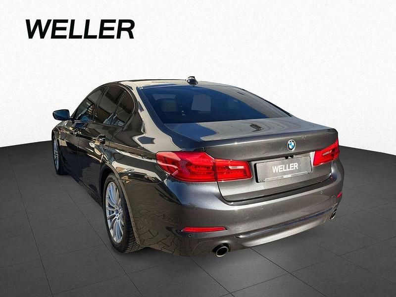Gebraucht BMW 530 Performance 265 PS (194 kW) 2019 Sophistograu (grau) Limousine
