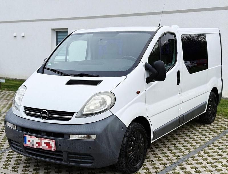Gebraucht Opel Vivaro 101 PS (74 kW) 2006 Weiß Van / Kleinbus