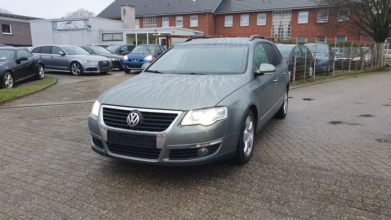 Grün Gebraucht 2007 VW Passat Sportline Kombi | 2.995 € (Fairer Preis) - Bild 1/4