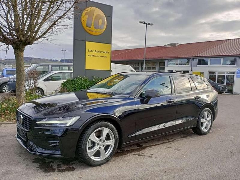 Gebraucht Volvo V60 Plus 197 PS (144 kW) 2024 Schwarz Kombi