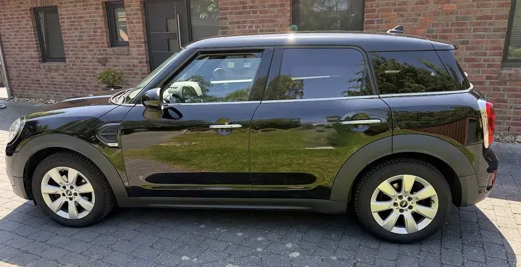 Gebraucht Mini One Countryman 102 PS (75 kW) 2019 Schwarz SUV