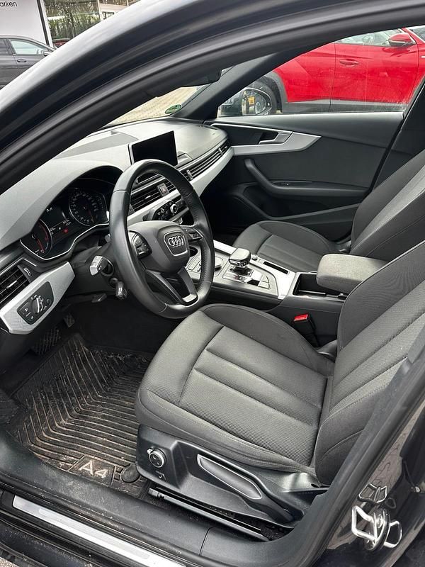 Gebraucht Audi A4 150 PS (110 kW) 2019 Kombi