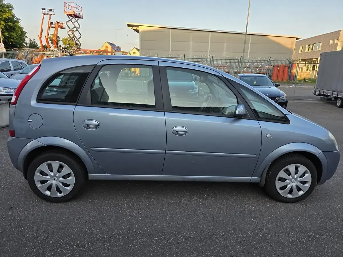 Gebraucht Opel Meriva 101 PS (74 kW) 2005 Grau Van / Kleinbus