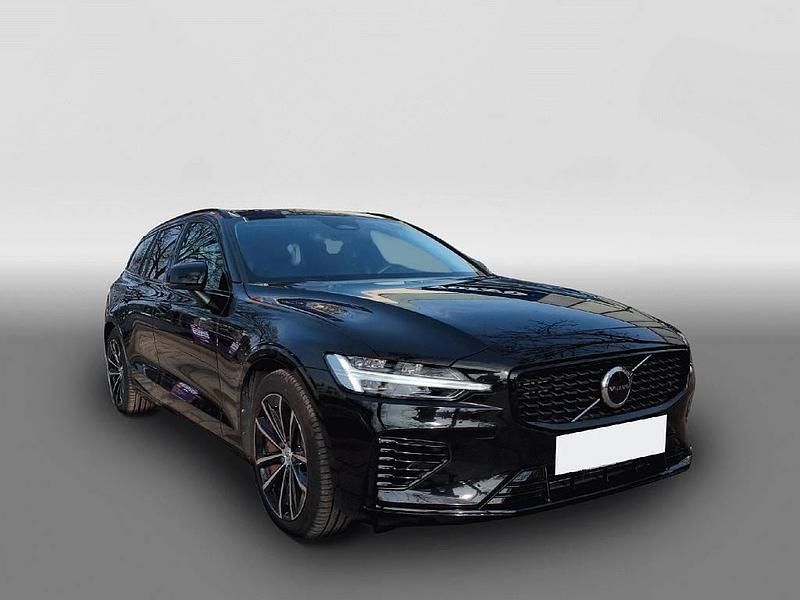 Gebraucht Volvo V60 Plus 455 PS (334 kW) 2022 Schwarz Kombi