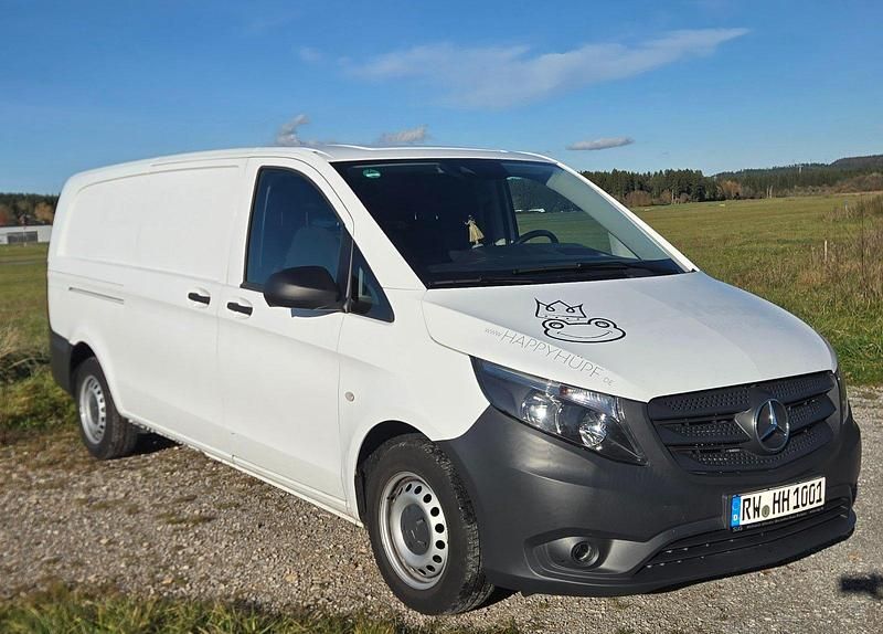 Weiß Gebraucht 2018 Mercedes Vito Van / Kleinbus | 15.900 € (Superpreis) - Bild 1/4