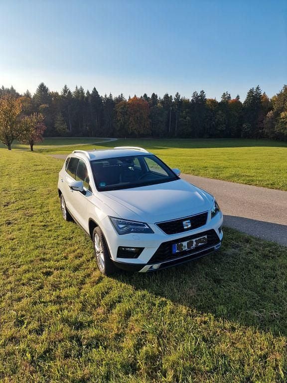 Weiß Gebraucht 2018 Seat Ateca 4Drive SUV | 19.500 € (Fairer Preis) - Bild 1/4