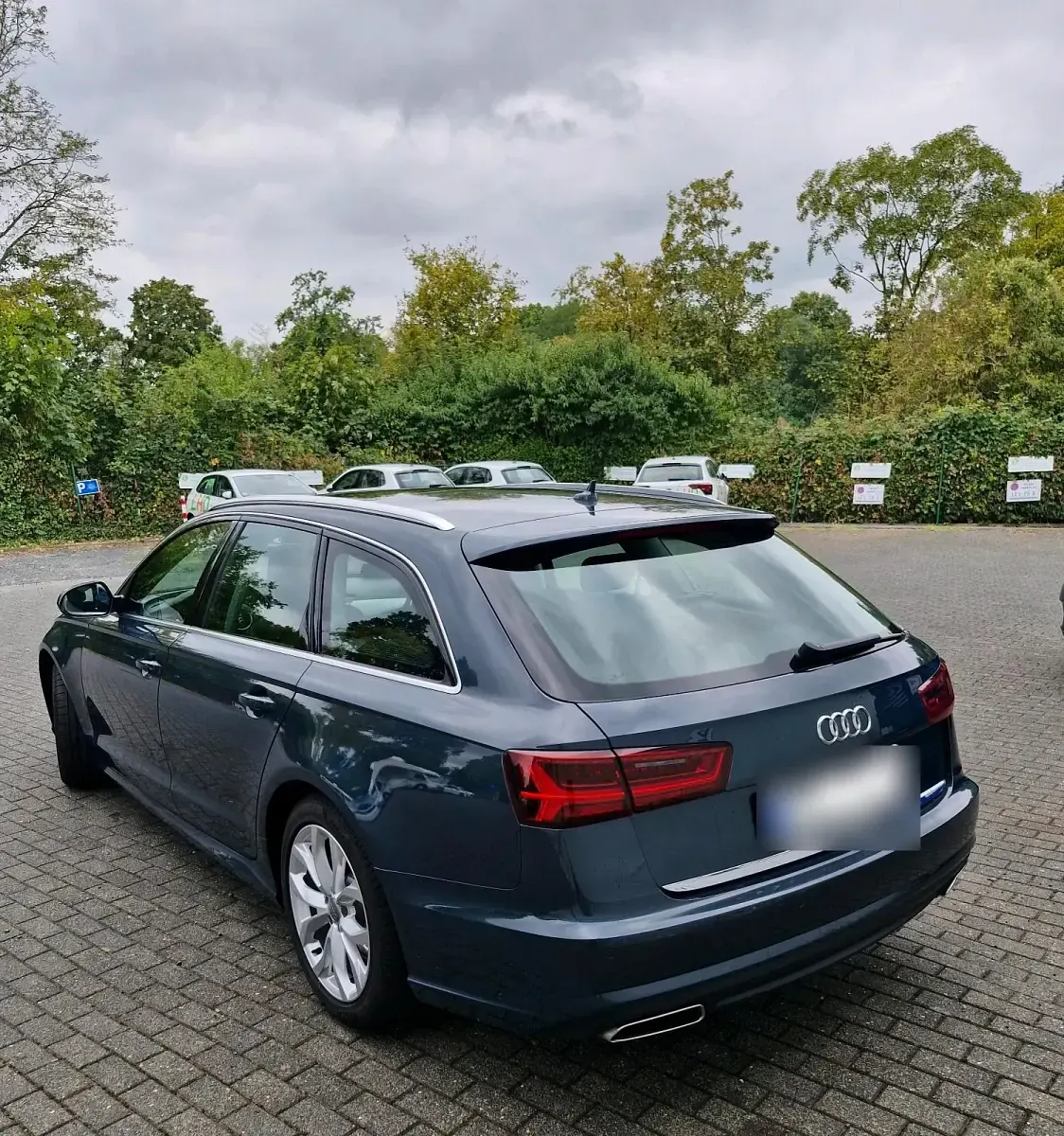Gebraucht Audi A6 190 PS (139 kW) 2016 Blau Kombi