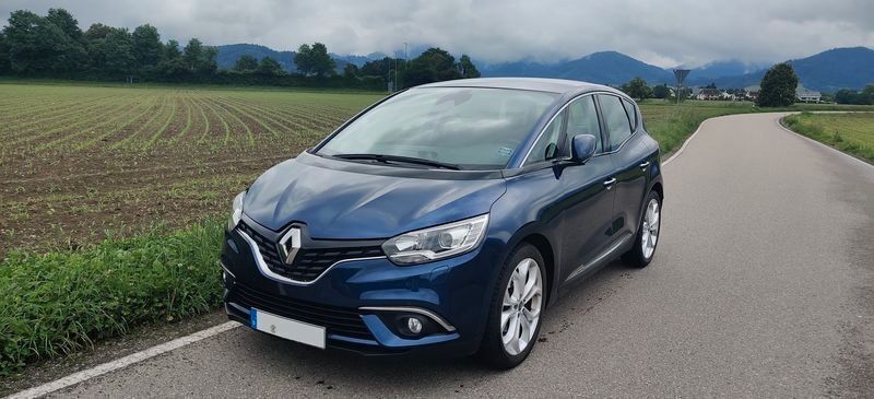 Blau Gebraucht 2017 Renault Scénic IV Experience Van / Kleinbus | 10.299 € (Superpreis) - Bild 1/4