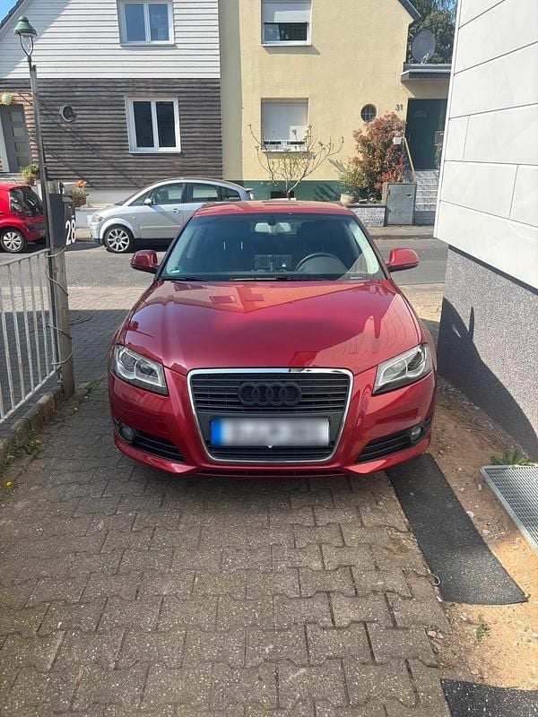 Gebraucht Audi A3 Sportback 125 PS (91 kW) 2009 Rot Kleinwagen