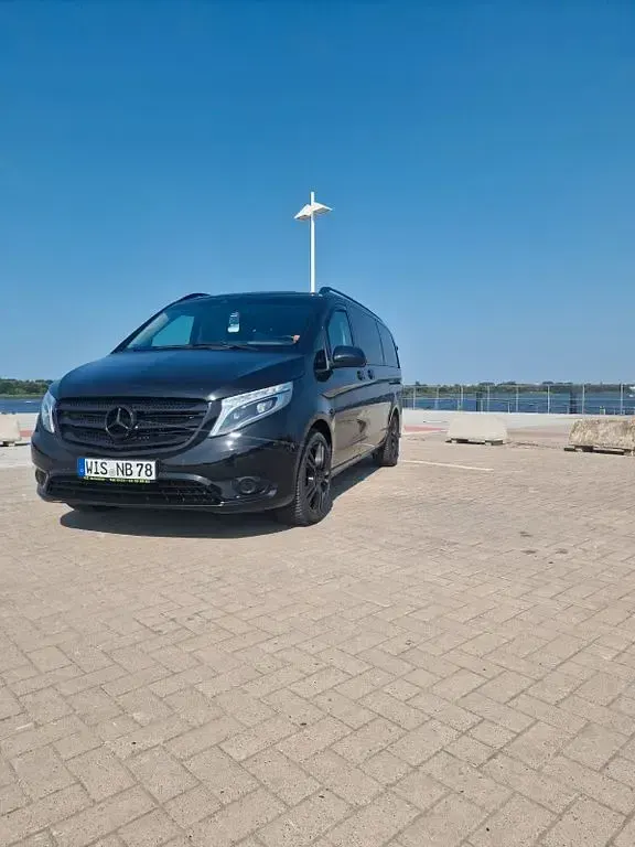 Gebraucht Mercedes Vito 88 PS (64 kW) 2016 Schwarz Van