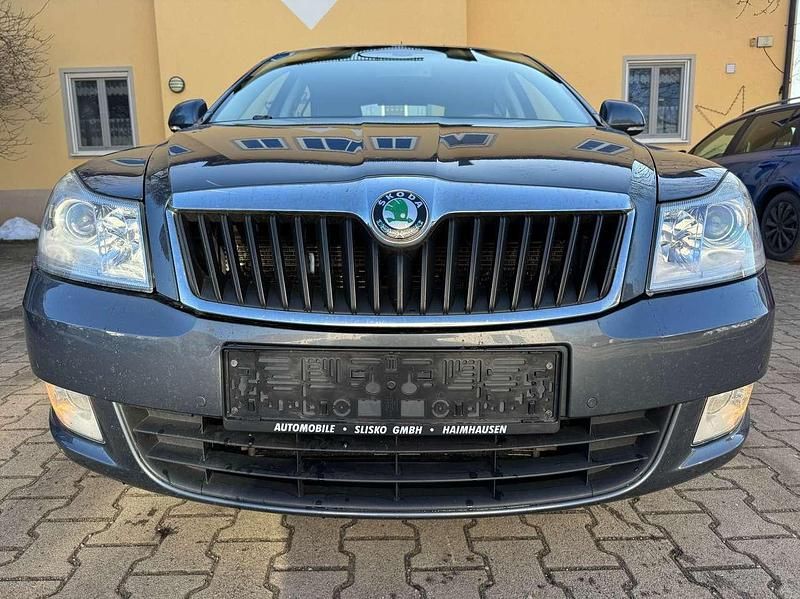 Gebraucht Skoda Octavia Impuls Edition 122 PS (89 kW) 2010 Anthracitegrau metallic Limousine