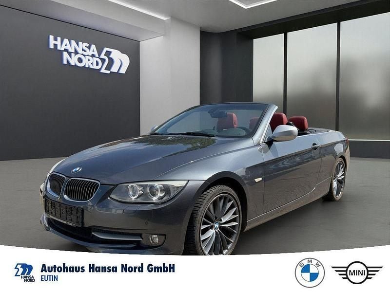 Schwarz Gebraucht 2012 BMW 320 Cabriolet Sport Line Cabrio | 13.333 € (Guter Preis) - Bild 1/4