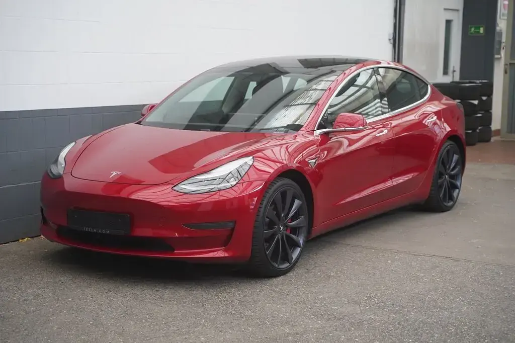 Gebraucht Tesla Model 3 Performance 377 kW (513 PS) 2020 Rot Limousine